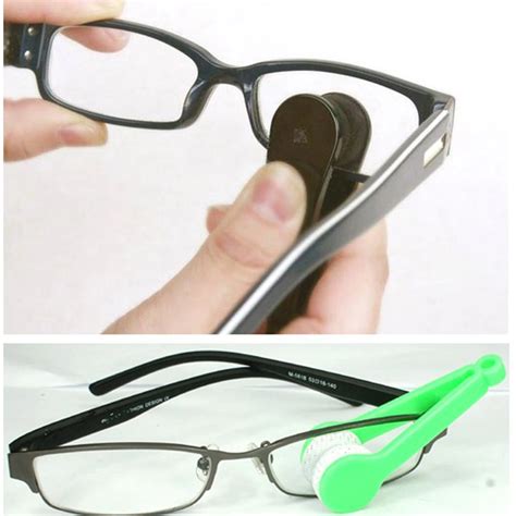 Aliexpress.com : Buy New 2Pcs Eyeglasses Cleaning Slippers Handle Brush Wiper Sunglasses Cleaner ...