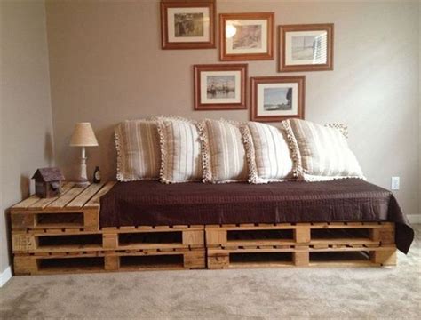 Diy Pallet Daybed Plans : Diy Project Pallet Daybed L Essenziale - 14.1 ...