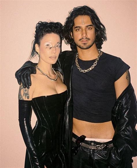 Halsey with boyfriend Avan Jogia : r/popculturechat