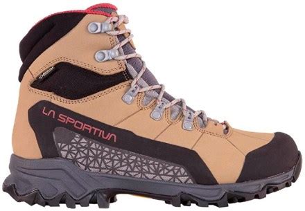 Women's Backpacking Boots | REI Co-op