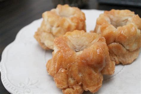 Easy Mini Monkey Bread Recipe - Organized Island