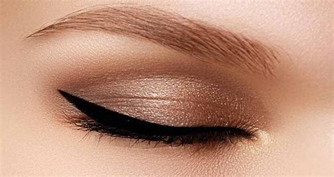 Sausken Eye Makeup Secrets - Get A Glamourous Look Today