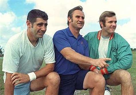 Bob Griese, Hall of Fame Miami Dolphins quarterback, is retiring from ...