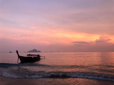 Sunset at Ao Nang beach, Thailand : r/Beachporn