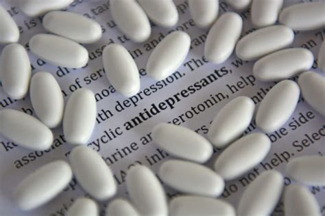 How Antidepressants and SSRIs Affect Alcohol Cravings