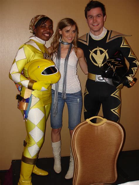 Emma Lahana with cosplayers | Power rangers, Lahana, Ranger