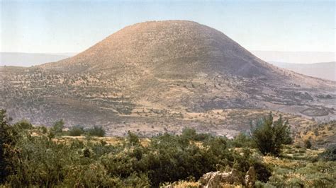 La mejor vista del norte de Israel desde la cima del monte Tabor ...