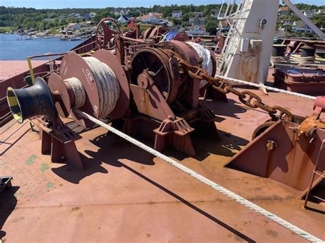 What Is A Mooring Winch On A Ship And How Does It Work?