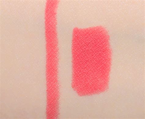 Chanel Rose Vif (166) Le Crayon Levres Longwear Lip Pencil Review ...