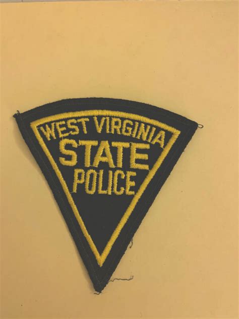 US Police Patch West Virginia State Police -- Antique Price Guide Details Page