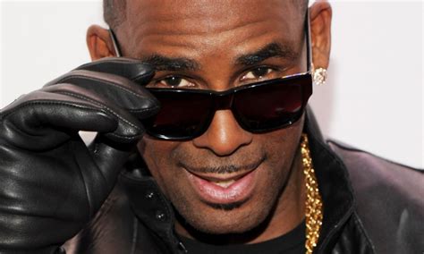 Here's How To Watch The Surviving R Kelly Documentary Online