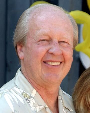 Jim Davis - Biography, Height & Life Story | Super Stars Bio