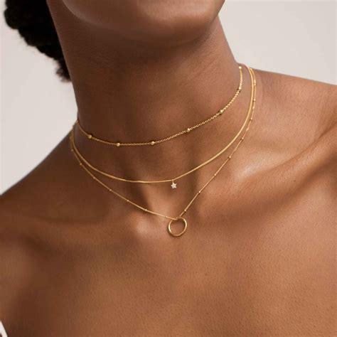 Gold Halo Pendant Necklace | Astrid & Miyu Necklaces – Astrid & Miyu .us