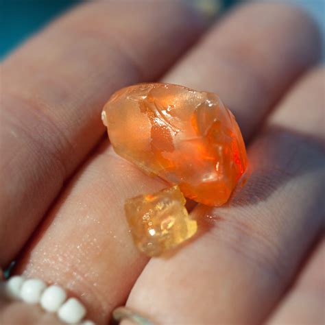 Natural_Mexican_Fire_Opal_DD_1of3