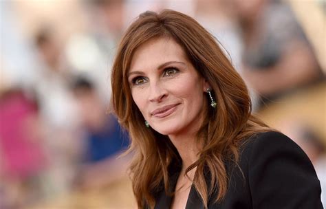 Julia Roberts Made $14 Million After a $3 Million Salary for a Cameo ...