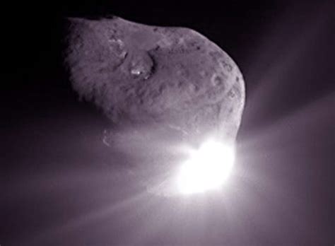 Five Comets of the Last 25 Years - HubPages