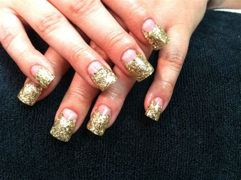 Gold acrylic nails | Gold acrylic nails, Nails, Acrylic nails