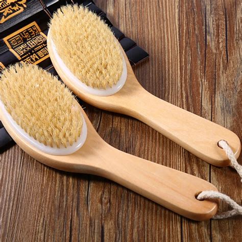 Dry Skin Exfoliation Brush Body Natural Bristle Wooden Brush Massager ...