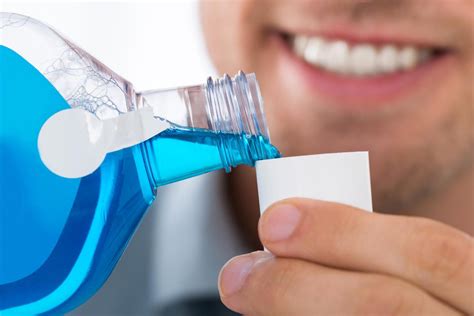 Alcohol vs. Alcohol-Free Mouthwash: Know The Difference — Valley Creek Dental Care