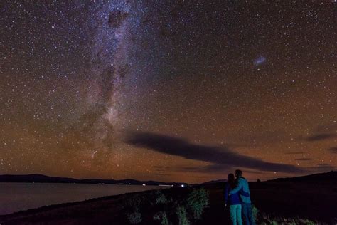 Star gazing at Lake Pukaki New Zealand [6000x4000] : r/ExposurePorn