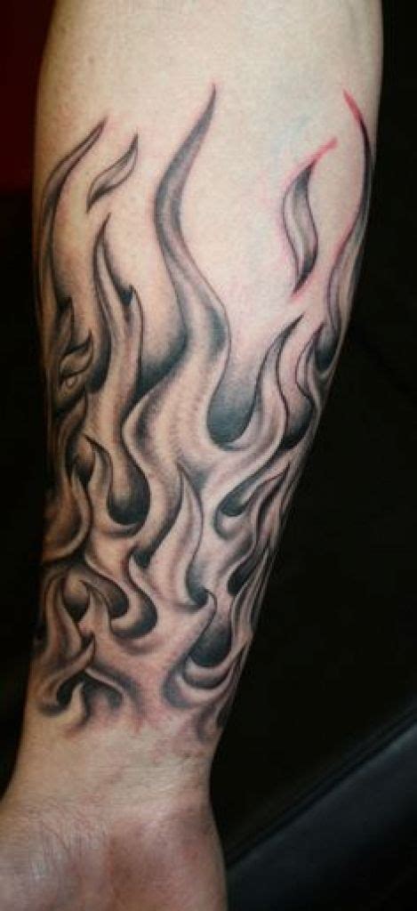 75 Flame-Tattoos-Ideen | feuer tattoo, flamme tattoos, flammen tattoo