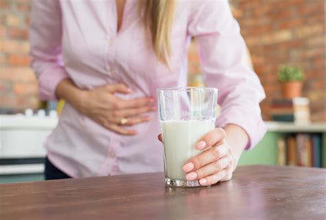 Milk For Acidity : Does it Hurt or Help | Health-e