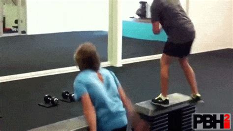 13 People Who Should Be Thrown Out of The Gym