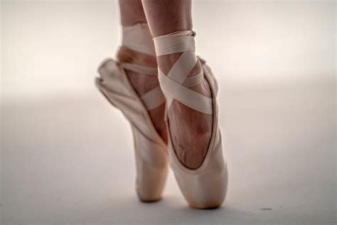 Do Ballerina Feet Ever Heal? | Dr. Schoene