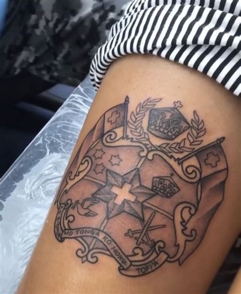 Tongan emblem thigh tattoo | Tattoos, Polynesian tattoo, Tattoo pattern