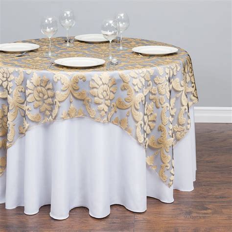 72 in. Round Baroque Sheer Tablecloth | Toalha de mesa para festa, Decoração reveillon ...