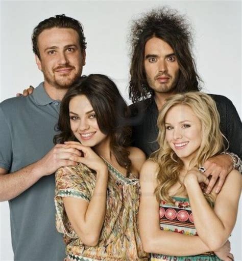 Mila Kunis with cast of Forgetting Sarah Marshall ( 2008 ) | Kristen bell, Russell brand, Mila ...