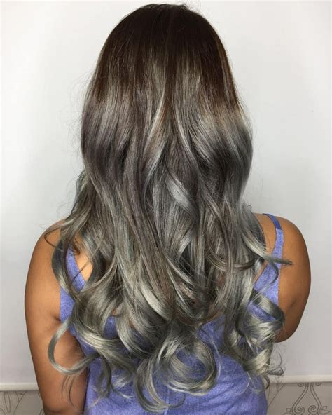 50 Pretty Ideas of Silver Highlights to Try ASAP - Hair Adviser