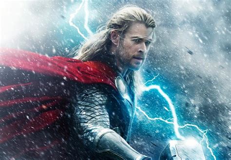 marvel comics - Why is Thor's hammer blue in his Age of Ultron poster? - Science Fiction ...