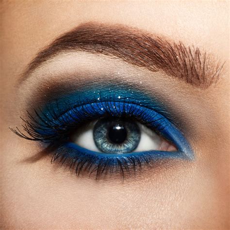 Eye Makeup Step By Step For Blue Eyes | Saubhaya Makeup