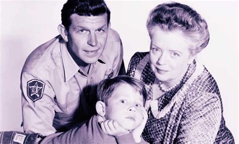 The Andy Griffith Show: Aunt Bee [ESFJ 2w1] – Funky MBTI