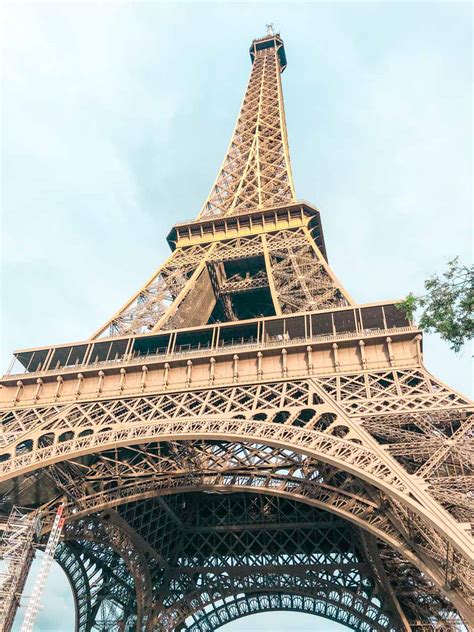 What It's Like to Go to the Top of the Eiffel Tower - Into the Bloom