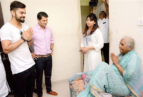 Virat Kohli Spending A Day At An Old Age Home Is Exactly The Reason He's A Real Life Hero!