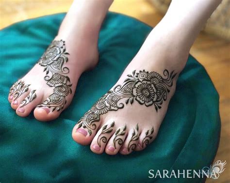 Simple Arabic Mehndi Designs For Feet