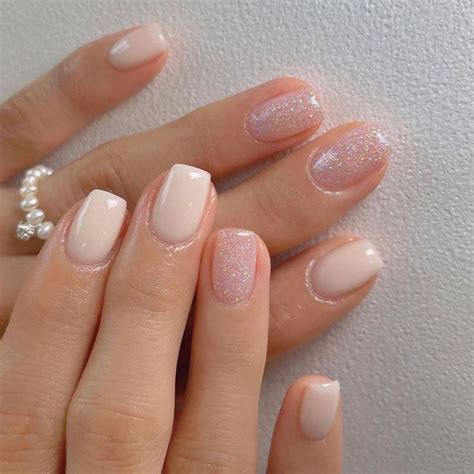 30 Classy Short Nails to Copy this Year in 2022 | Simple gel nails ...