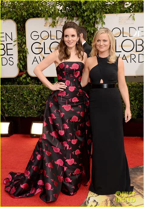 Full Sized Photo of amy poehler tina fey golden globes 2014 red carpet ...