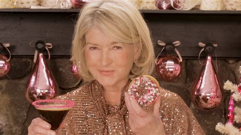 Martha Stewart Is Celebrating The Holidays With A Dunkin' Espresso ...