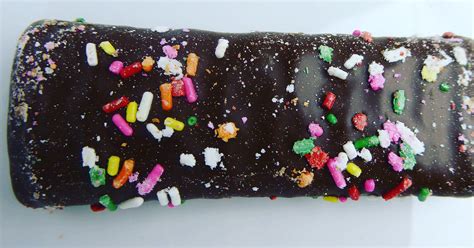 One Chocolate Birthday Cake Protein Bar – Best Protein Bars: Review & Photos