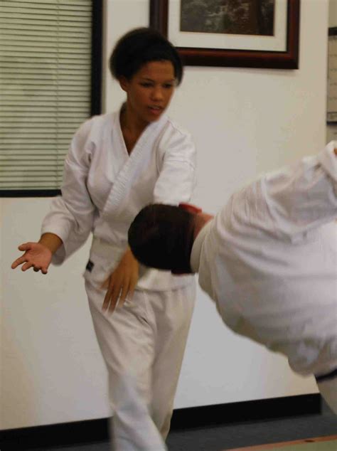 Aikido Techniques and Women: How Can Relaxation Generate More Power ...