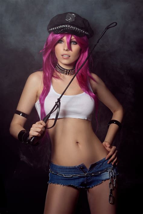 Poison-final-fight Cosplay -3 – Obsolete Gamer