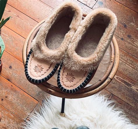 Leather Handmade Moccasin Slippers - Etsy