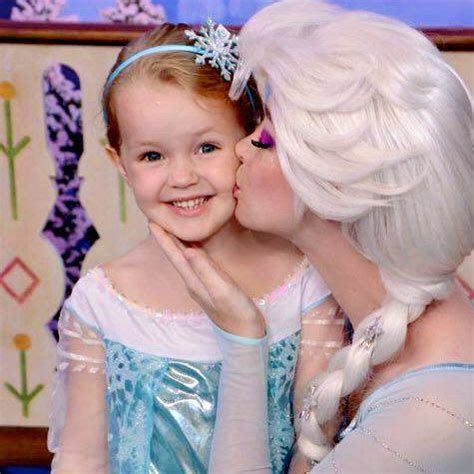 Elsa Disney World Kiss | Hot Sex Picture