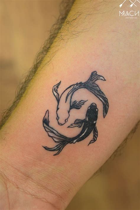 Pisces Sign Tattoo on Wrist: 10 Stunning Designs to Inspire You!