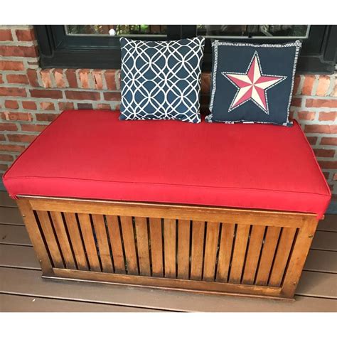 Custom Outdoor Bench Cushions