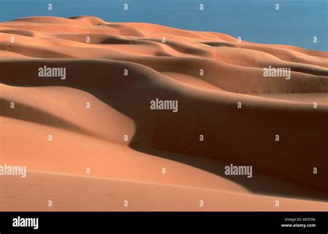 Sand Dunes, Sahara, Erg Ubari, Libya Stock Photo - Alamy