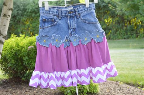 Sew Much To Give: Ruffled Jean Skirt for "Skirting the Issue"